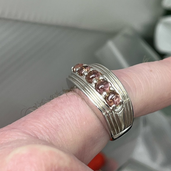 Vintage Sterling Silver Ring with Pink Gemstones - Size 5.75, 9.2g - Picture 14 of 16